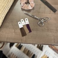 accompagnement-oya-relooking-coiffure-colorimetrie-visagisme-toulon-laurence-milano-var-83