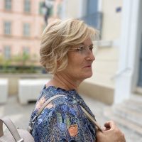 oya-relooking-agence-conseil-image-toulon-session-accompagnement-coiffeur-conseils-Sylvie